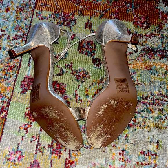 EUC David’s Bridal rose gold neutral heels    size 7.5 - Picture 4 of 5